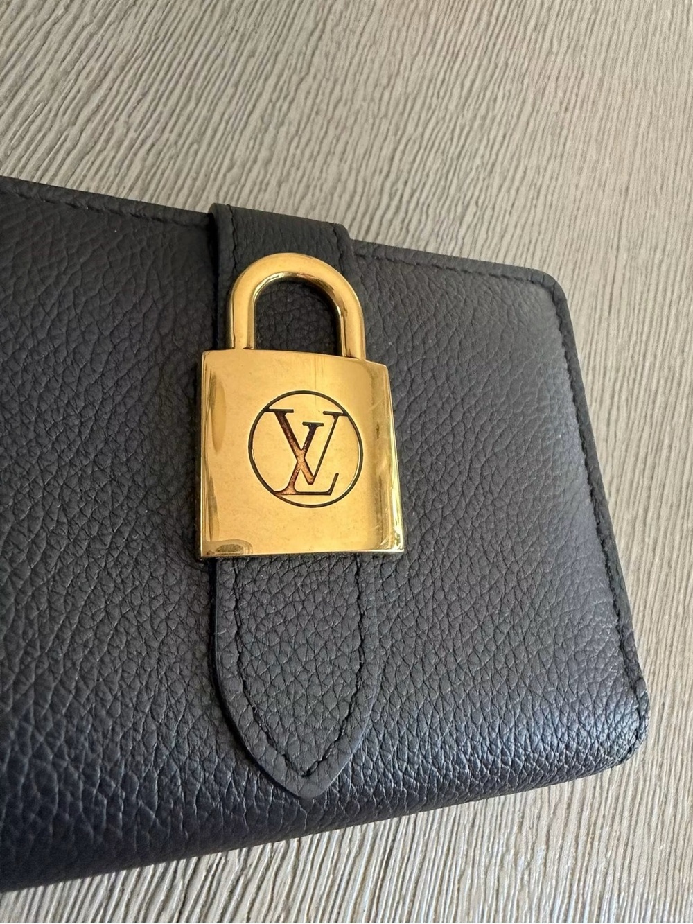 Low Key Compact Wallet - Picture 3 of 4